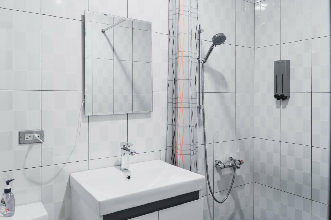 Lai Jia Hotel Тайнан Екстериор снимка